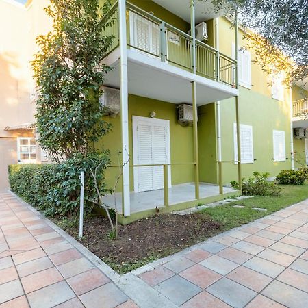 Mgi Apartments Іпсос Екстер'єр фото