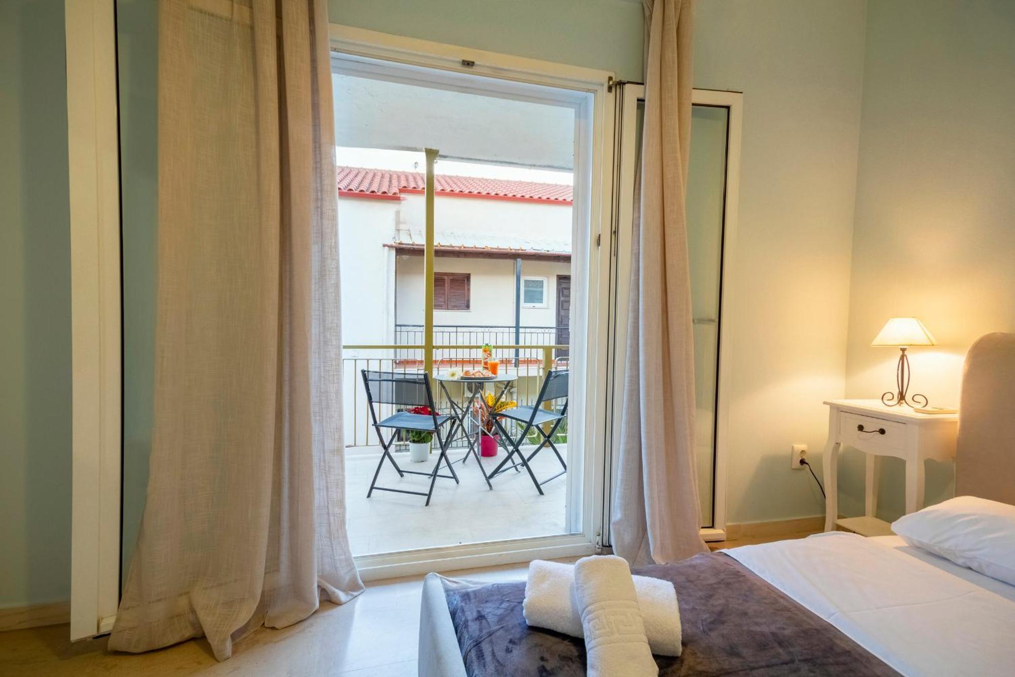 Mgi Apartments Іпсос Екстер'єр фото