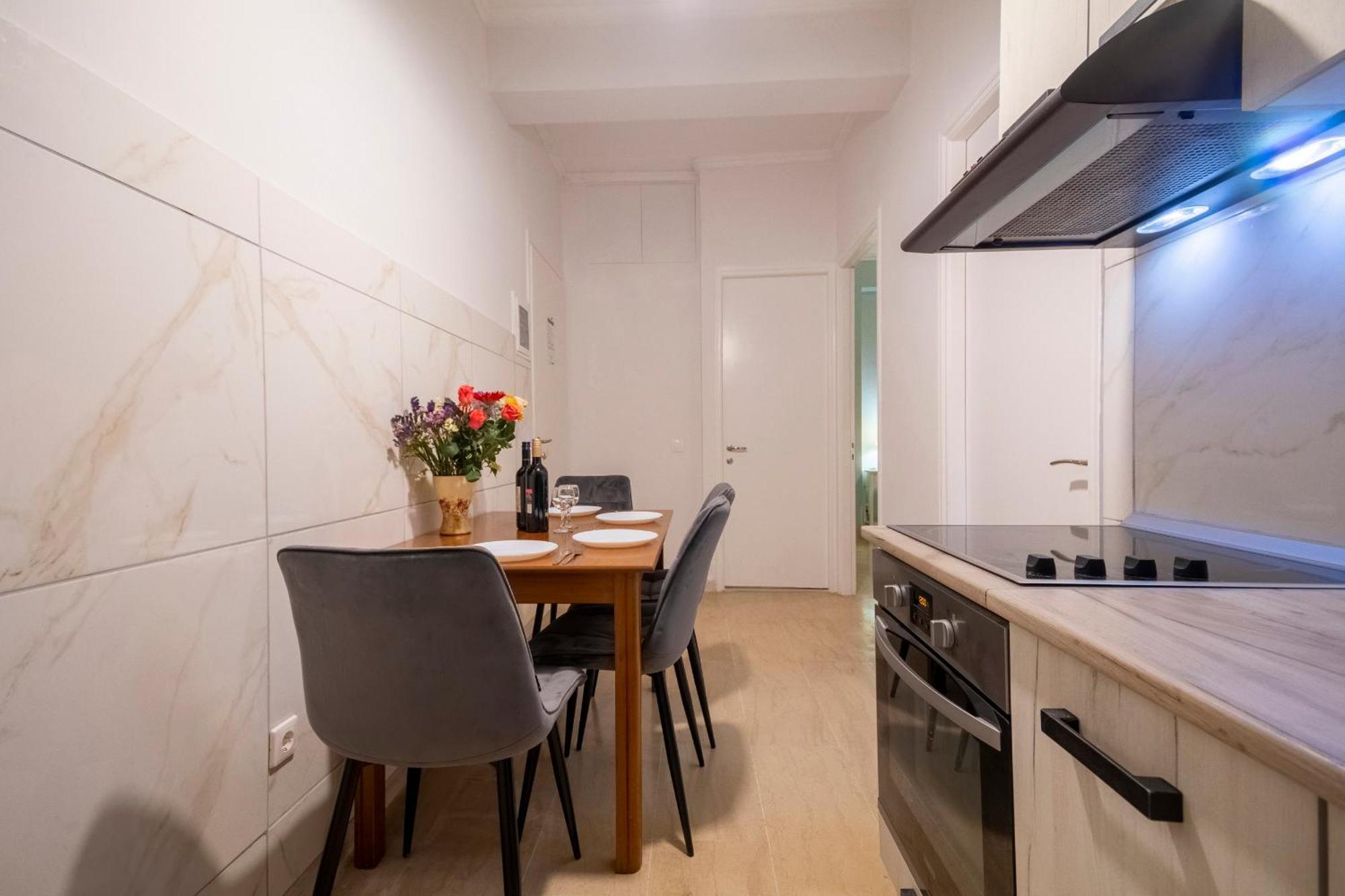 Mgi Apartments Іпсос Екстер'єр фото